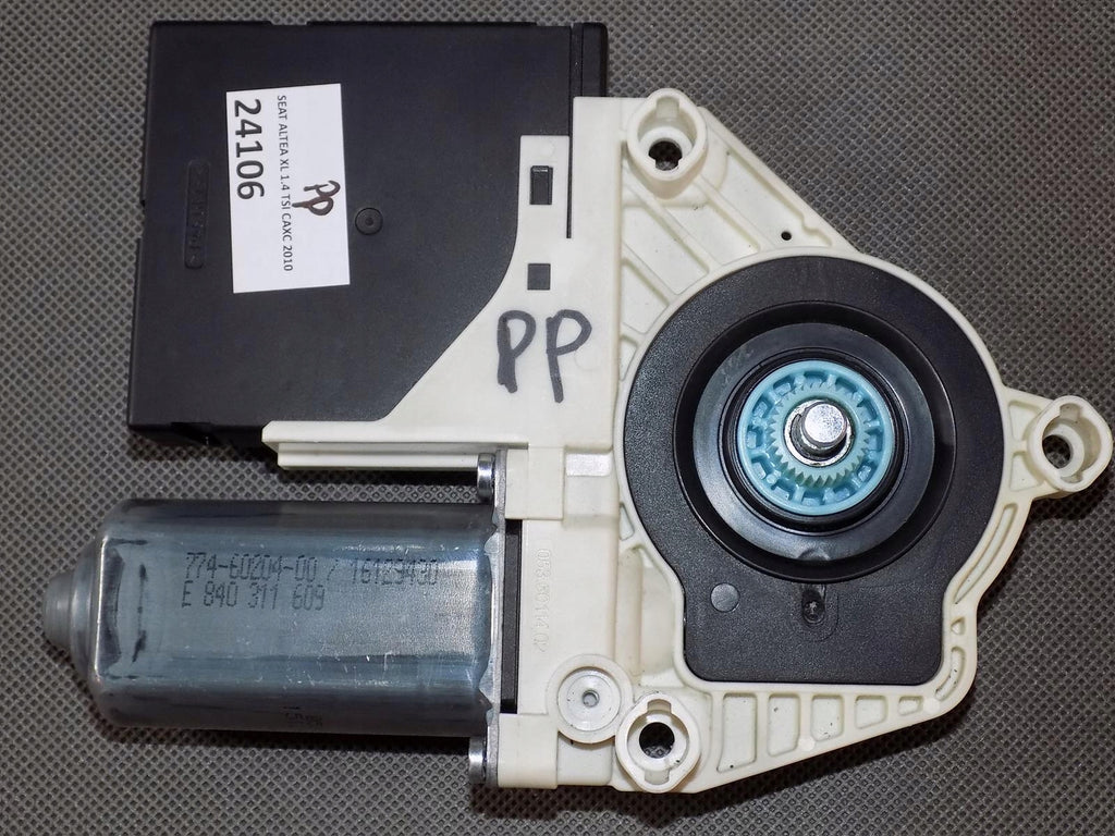 ALTEA XL WINDOW MOTOR RIGHT FRONT 5P0837402AC