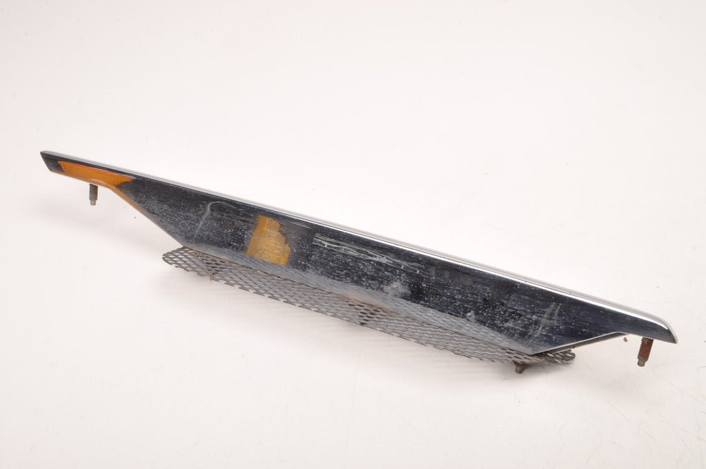 ASTON MARTIN DB9 FENDER TRIM RIGHT FRONT