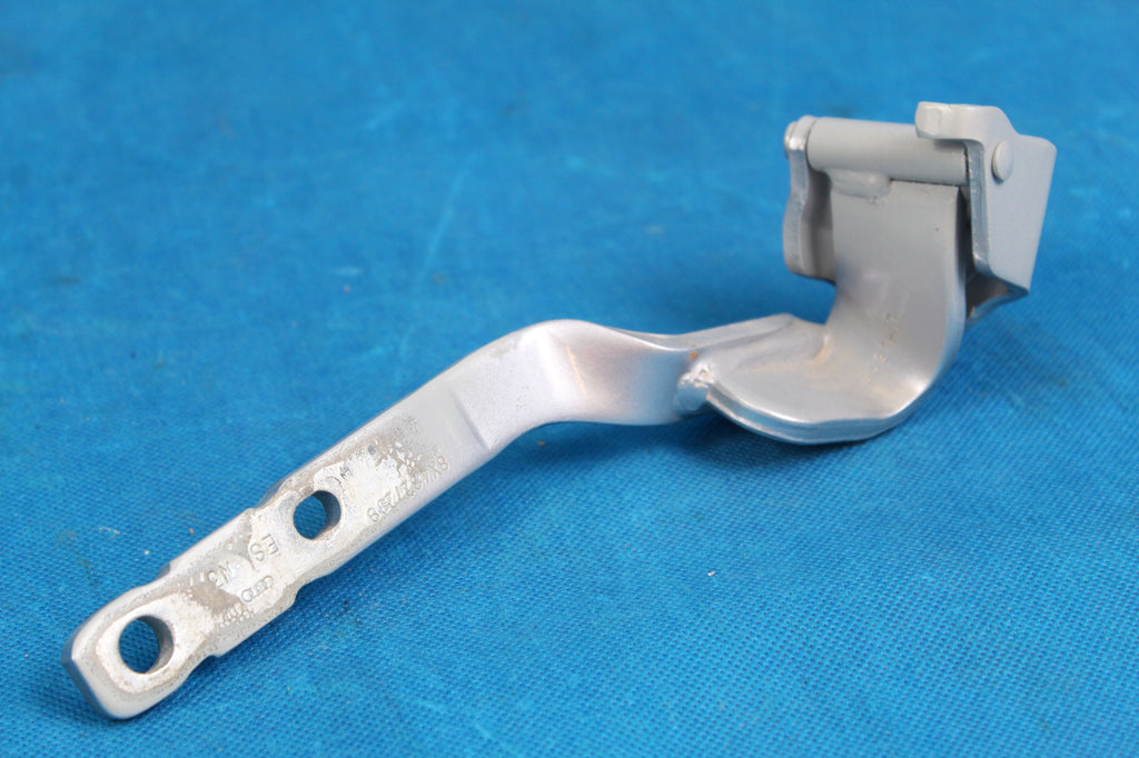 AUDI A1 8X LIFT TAILGATE HINGE LEFT 16R 8X4827299
