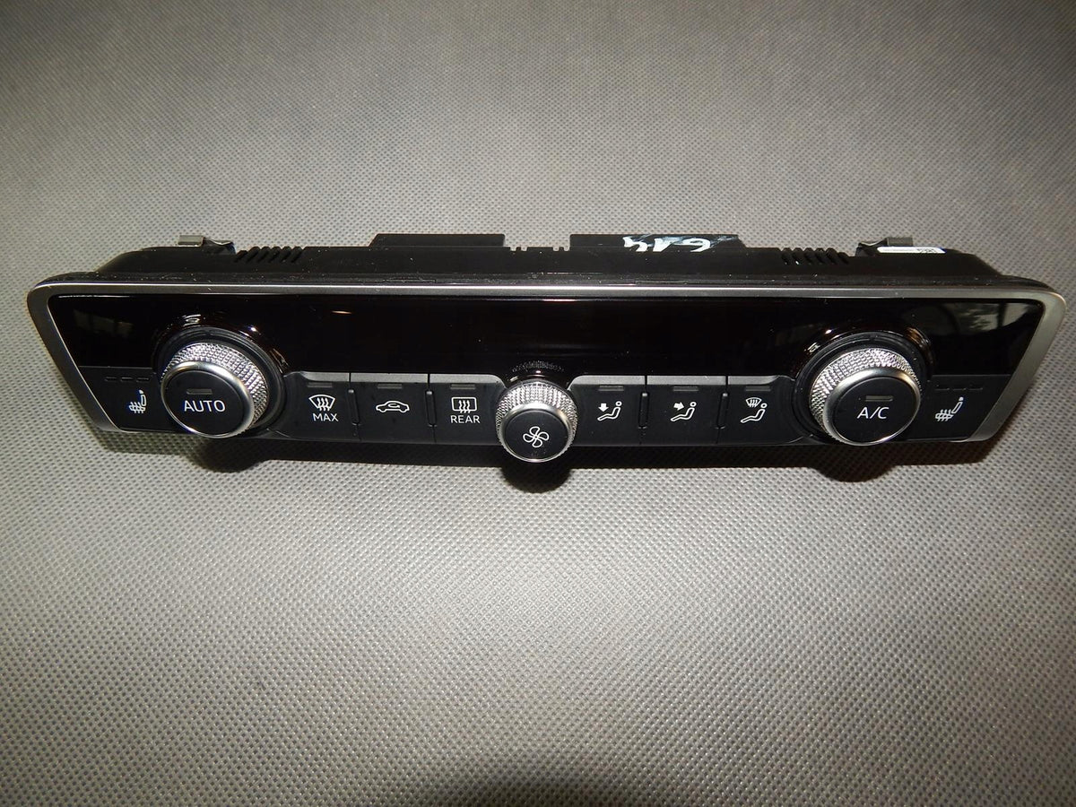 AUDI A3 8V AIR CONDITIONING PANEL