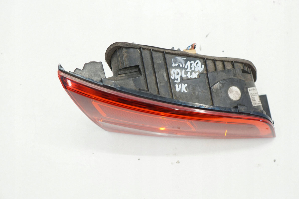 AUDI A3 8V SPORTBACK 16R FLAP LAMP LEFT REAR 8V4945075