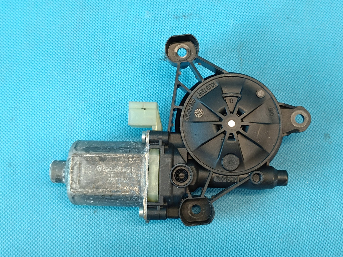 AUDI A3 8Y LIFT 1.5 TSI 2025 R DOOR GLASS MOTOR LEFT FRONT 5Q0959802C