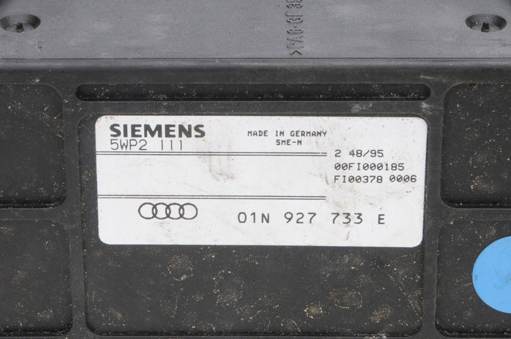 AUDI A4 B5 BOX DRIVER 01N927733E
