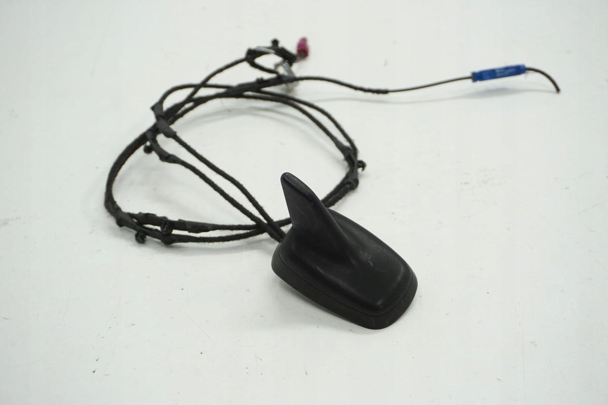 AUDI A4 B8 ANTENNE DE TOIT 8K5035503A