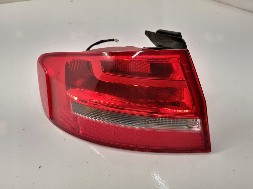 AUDI A4 B8 SEDAN LIFT LAMP LEFT REAR
