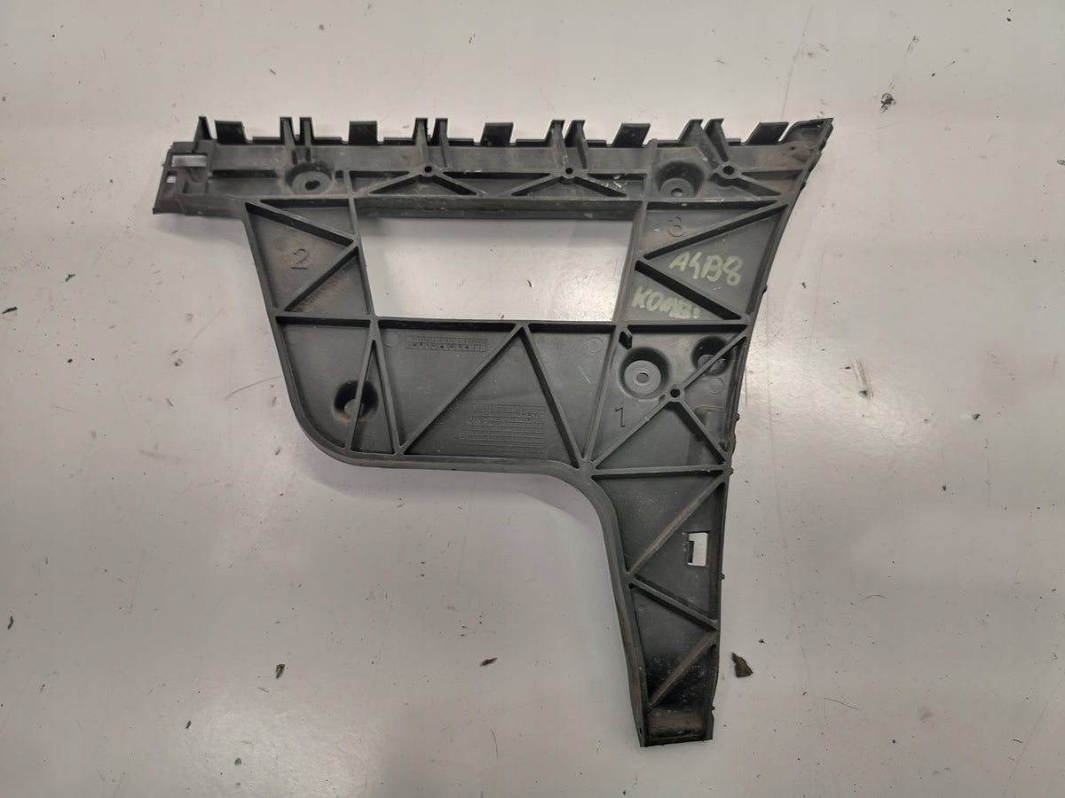AUDI A4 B8 STATION WAGON GUIDA PARAURTI DESTRA POSTERIORE 8K9807454
