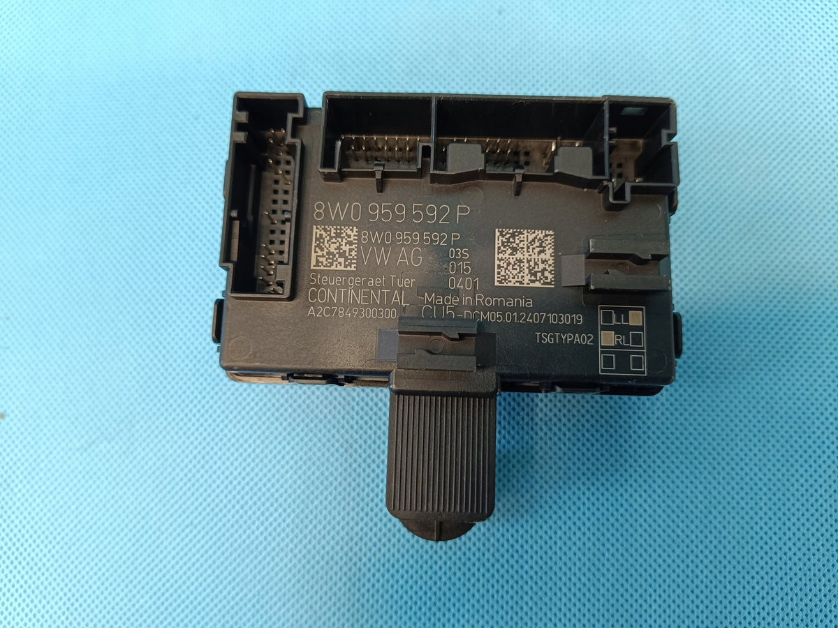 AUDI A4 B9 2024R AVANT 2,0 TFSI 110KW MODULE DOOR CONTROLLER RIGHT FRONT