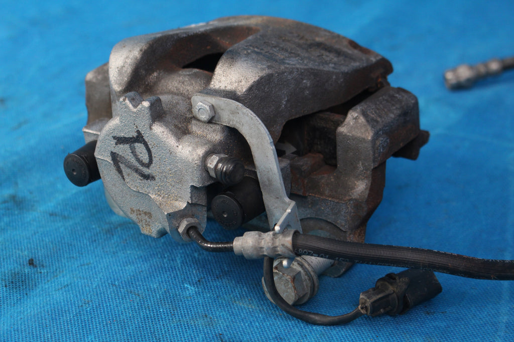 AUDI A4 B9 BRAKE CALIPER FRONT LEFT DISCS 314mm 2017R