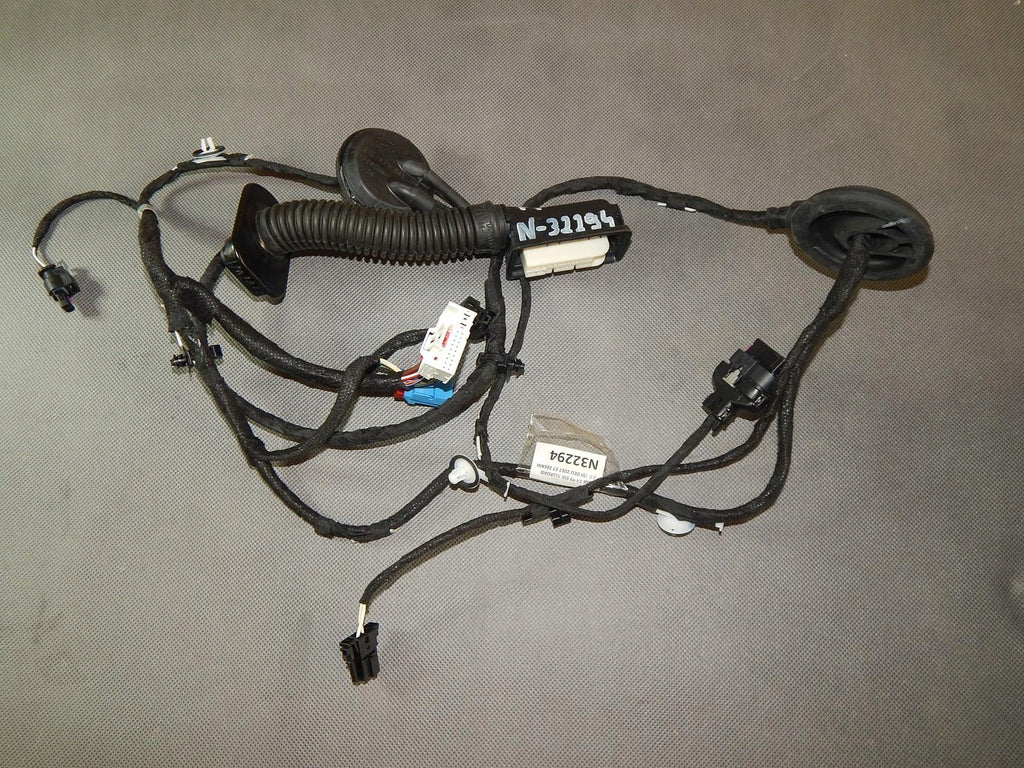 AUDI A4 B9 DOOR HARNESS RIGHT FRONT 8W0971030AF