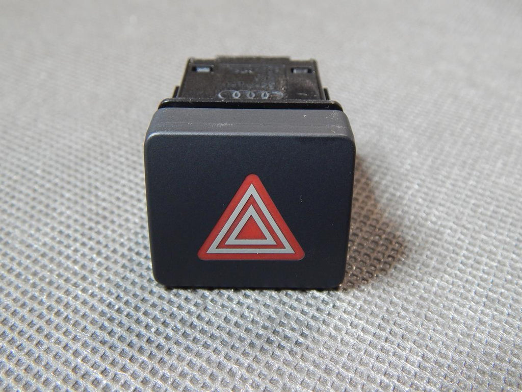 AUDI A4 B9 EMERGENCY BUTTON 8IN0941509A
