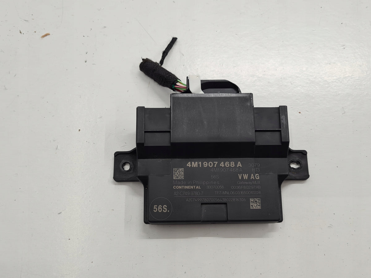 AUDI A4 B9 MODULE GATEWAY CONTROLLER 4M1907468A