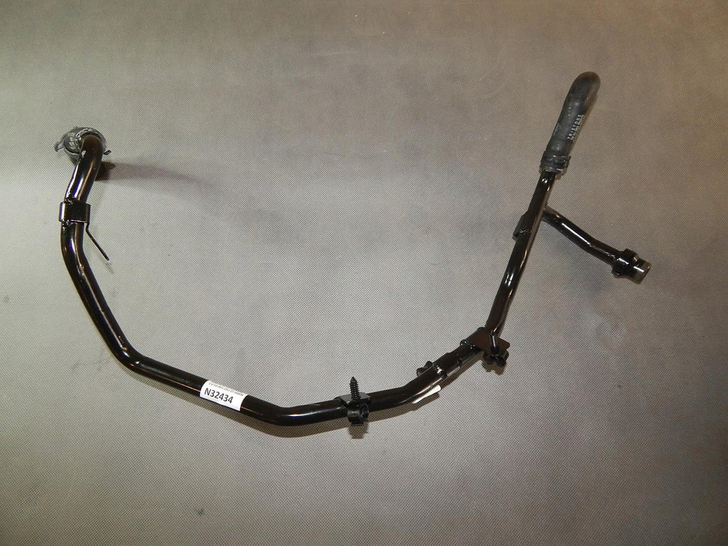 AUDI A4 B9 WATER LINE 04L122157AQ