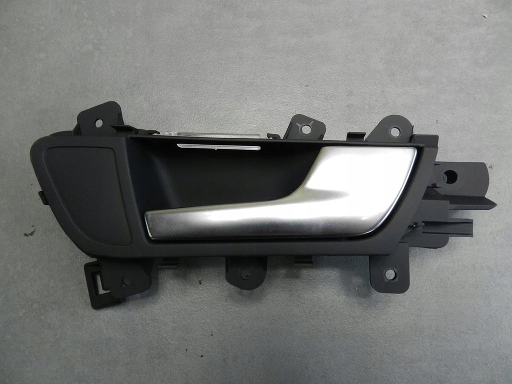 AUDI A5 8T HANDLE INTERIOR RIGHT REAR LED 8K0839020