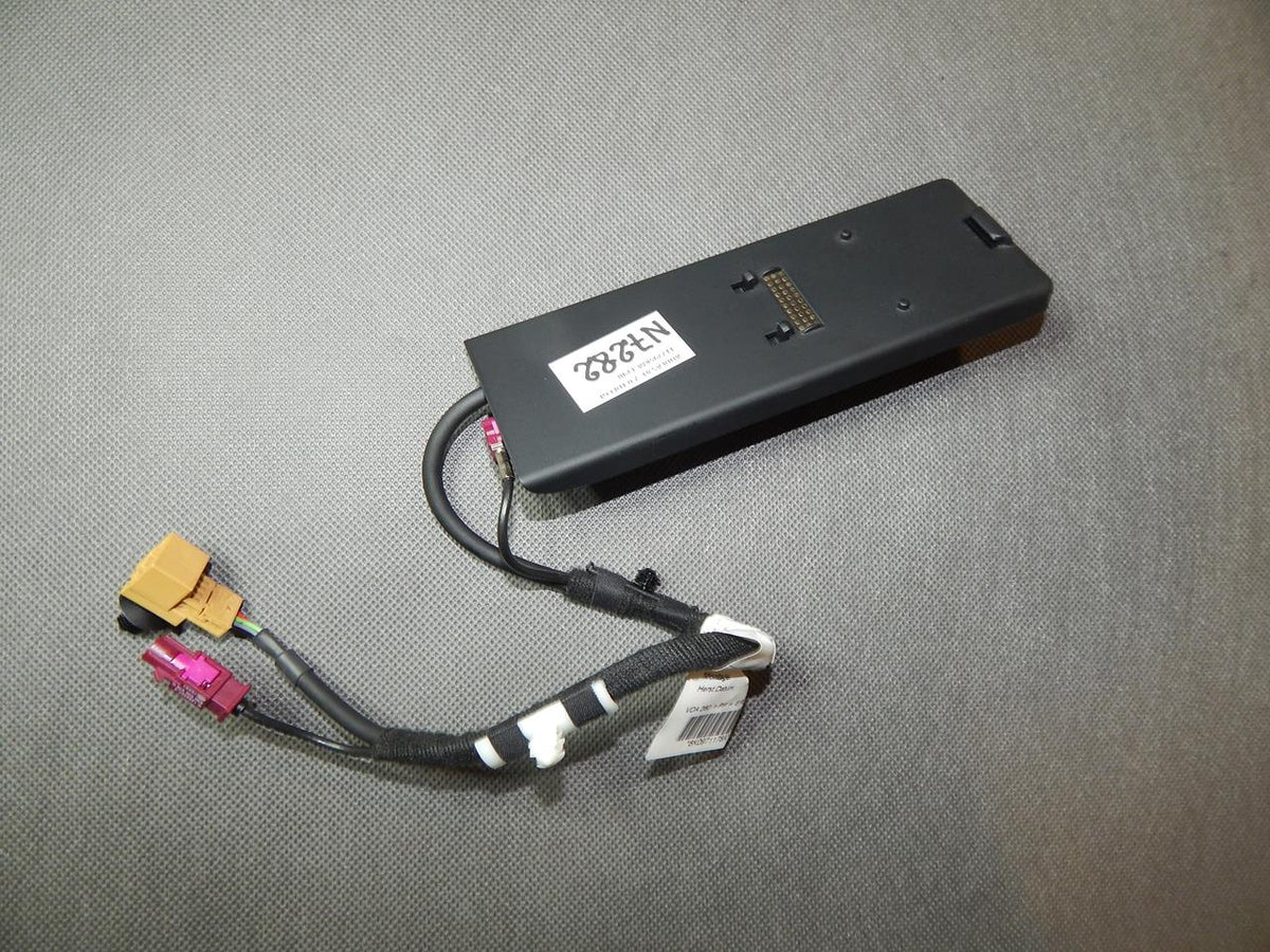 AUDI A5 8T PHONE BASE PORT 8K0862401A