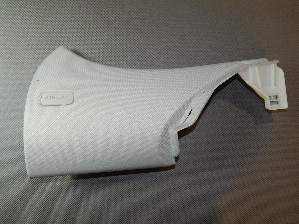 AUDI A5 8T POST COVER RIGHT REAR 8T8867246A
