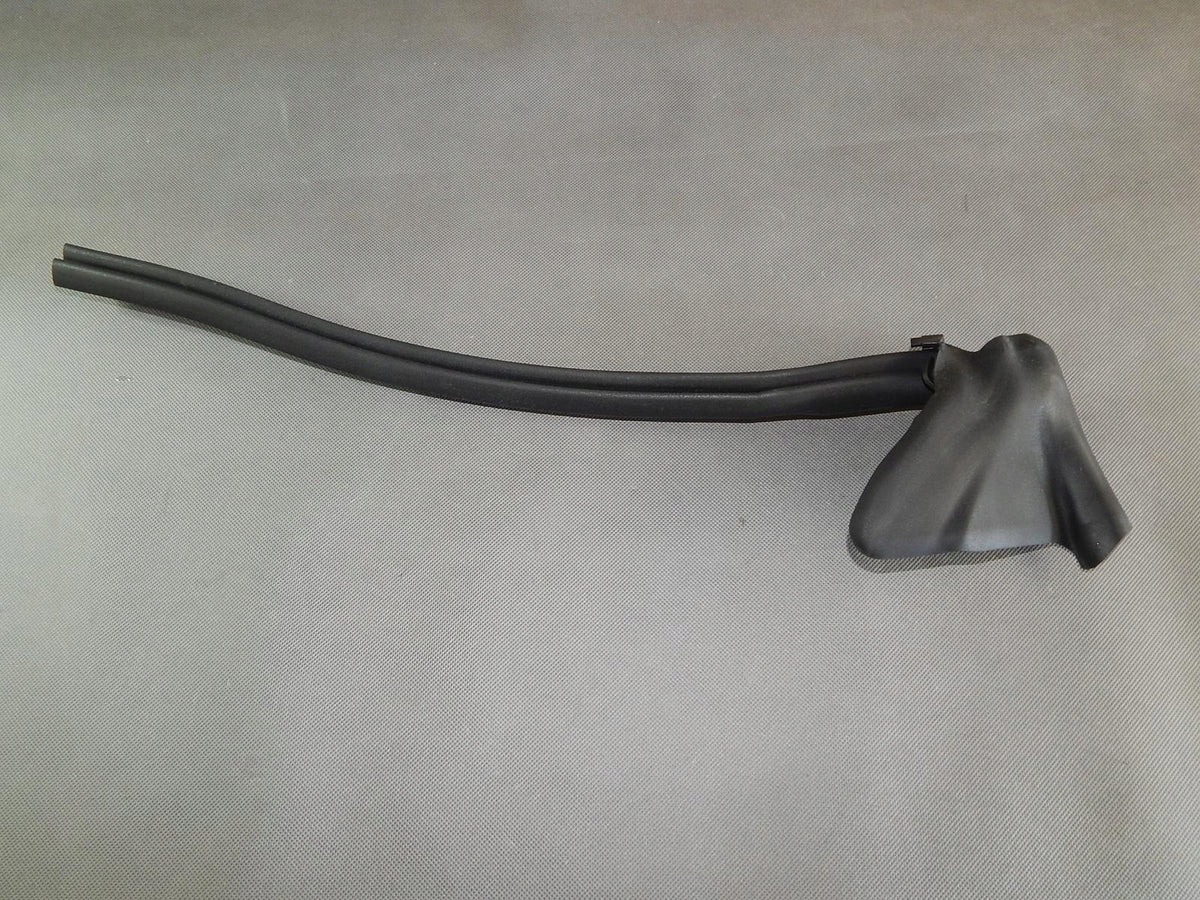 AUDI A5 F5 WINDOW SEAL REAR 8IN7839480