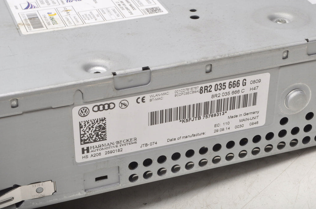 AUDI A5 RADIO NAVIGATION 8R2035666G