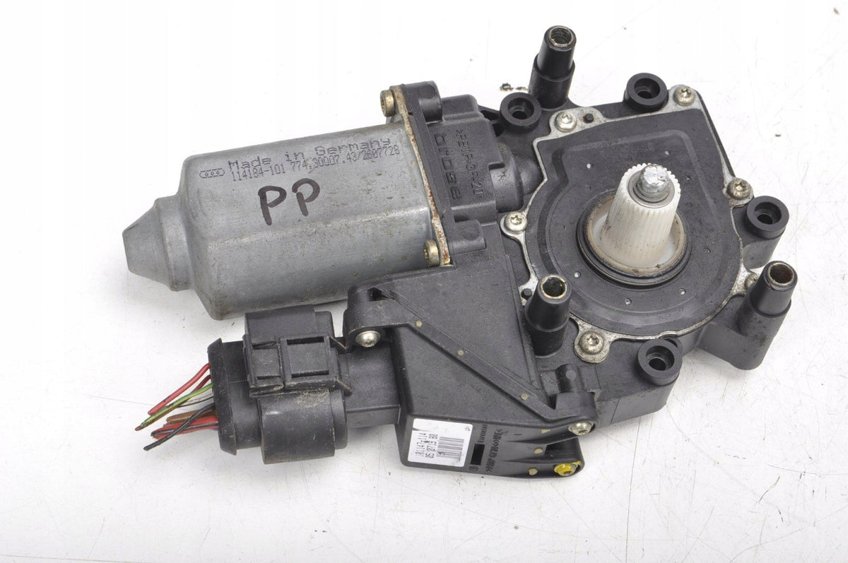 AUDI A6 C5 WINDSCREEN MOTOR RIGHT FRONT 4B0959801C