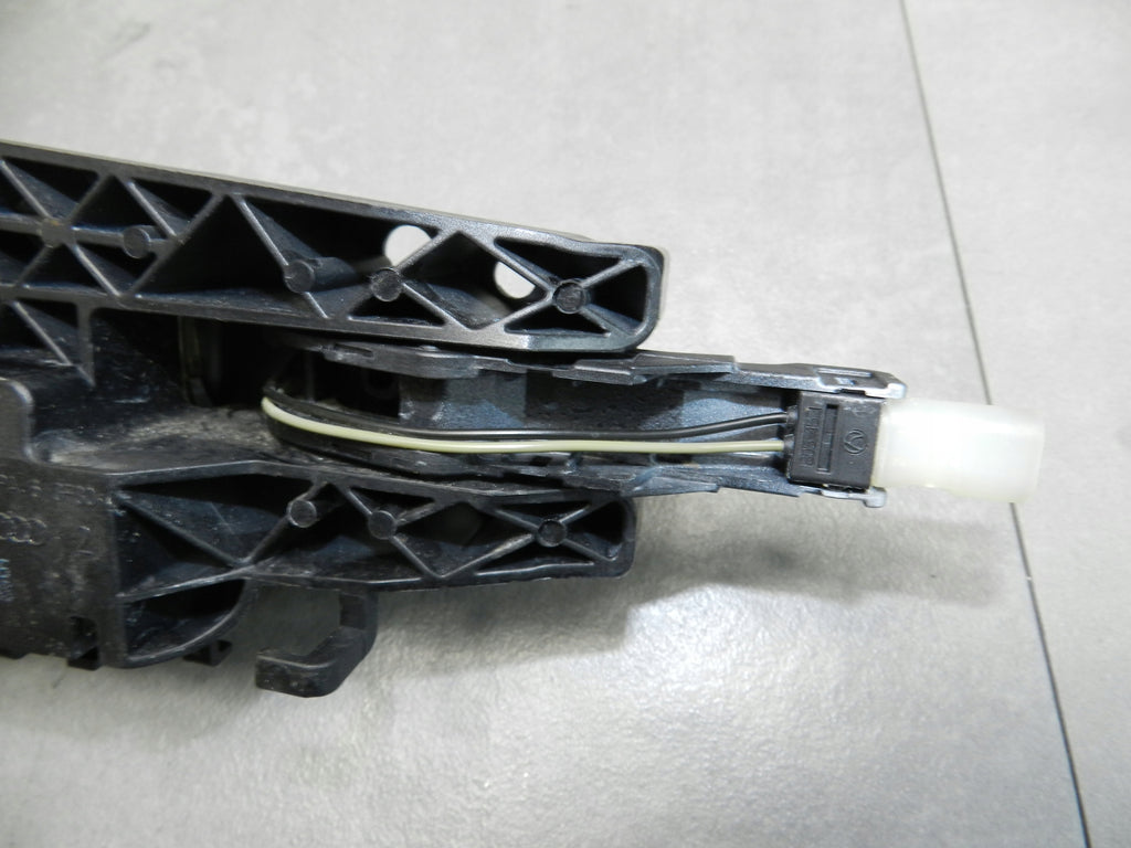 AUDI A6 C7 HANDLE LEFT REAR LX7W