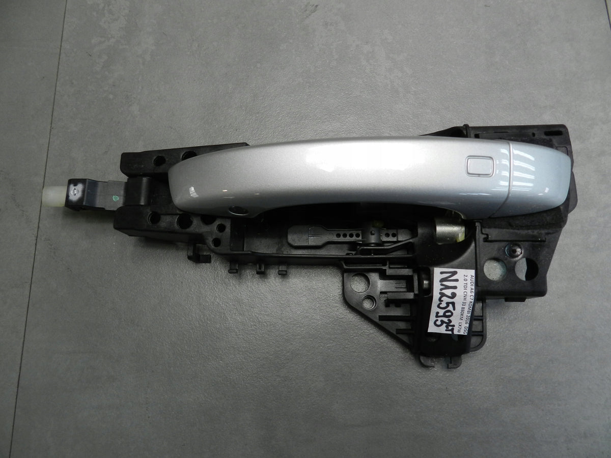 AUDI A6 C7 HANDLE LEFT REAR LX7W