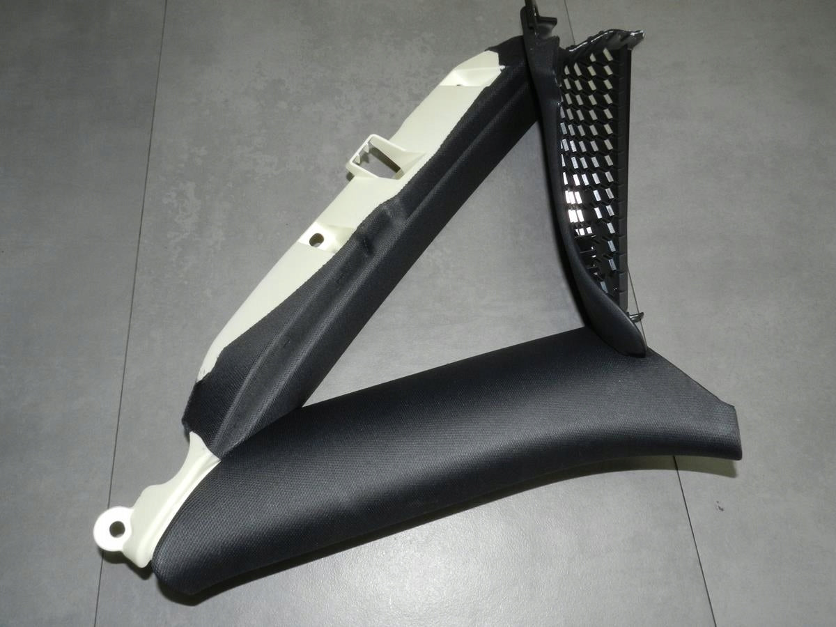 AUDI A6 C7 POST COVER RIGHT REAR 4G5867288