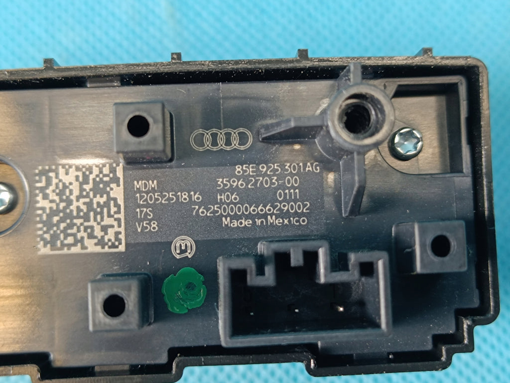 AUDI A6 C9 AVANT 2.0 TDI 4x4 2026 R EMERGENCY LIGHT SWITCH 85E925301AG