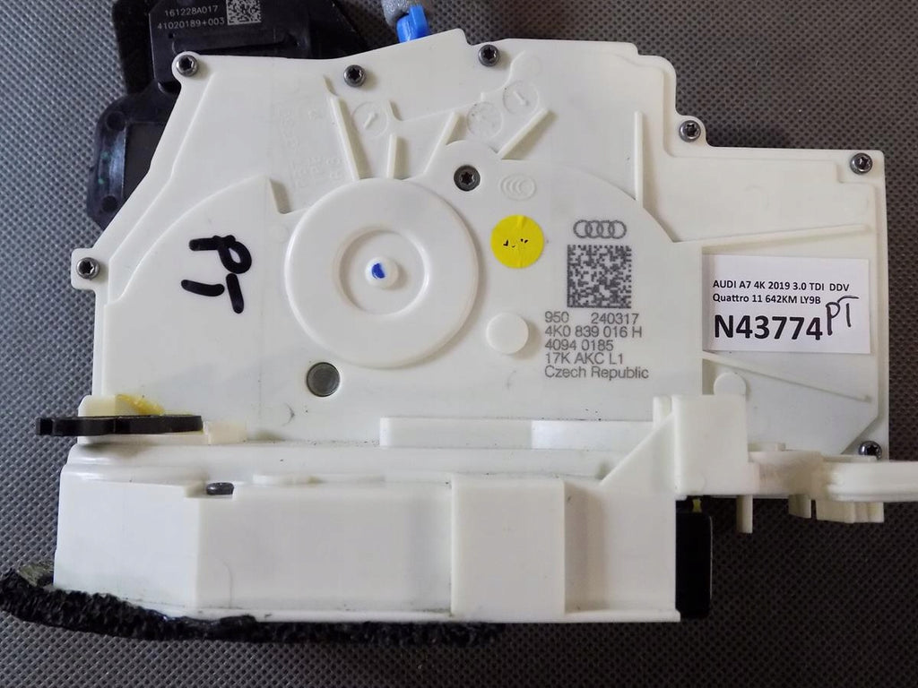AUDI A7 4K LOCK RIGHT REAR 4K0839016H
