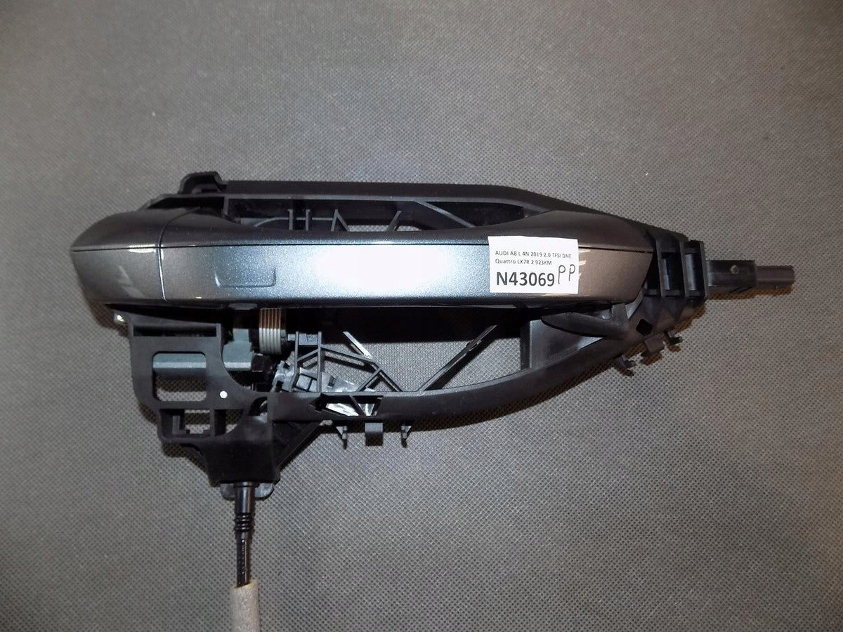 AUDI A8 4N D5 DOOR HANDLE RIGHT FRONT LX7R KESSY