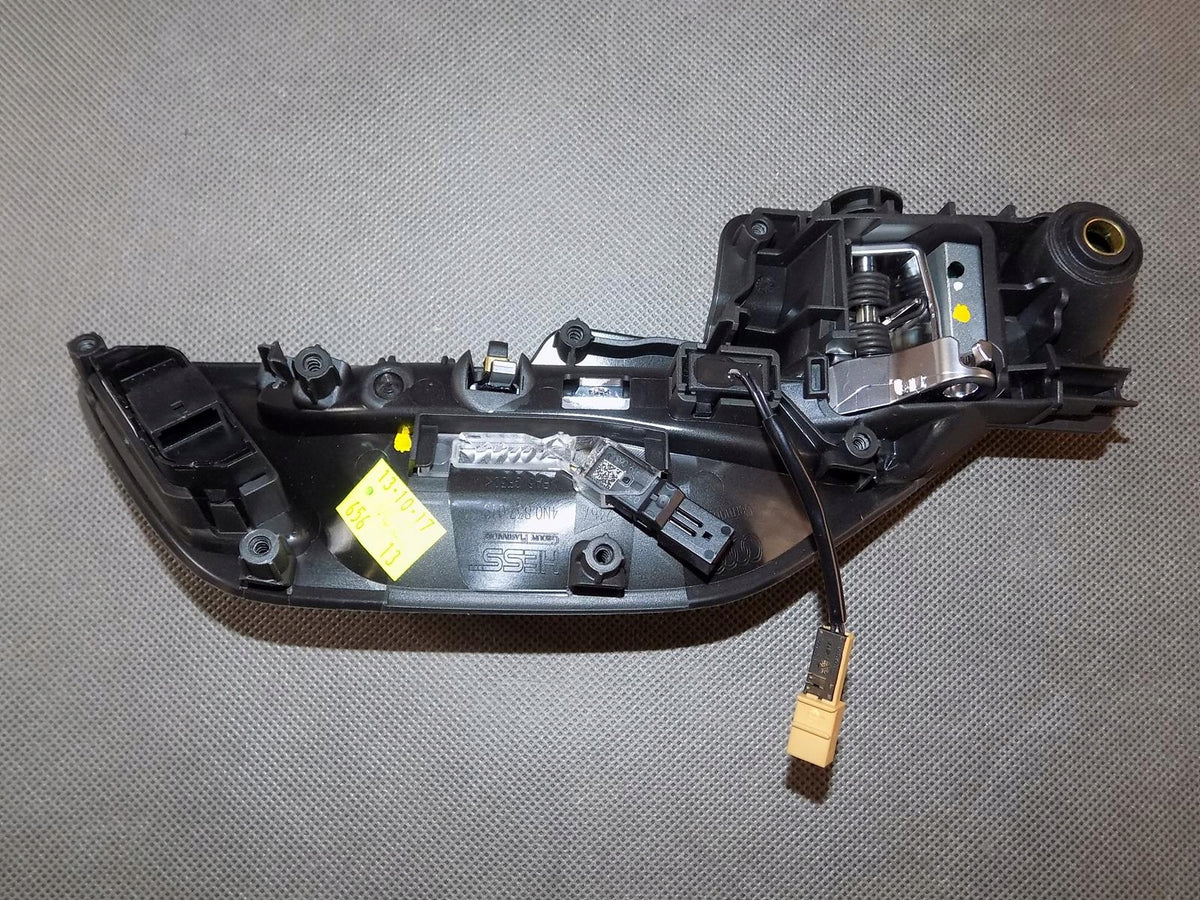 AUDI A8 4N HANDLE LEFT FRONT SWITCH 4N0837019