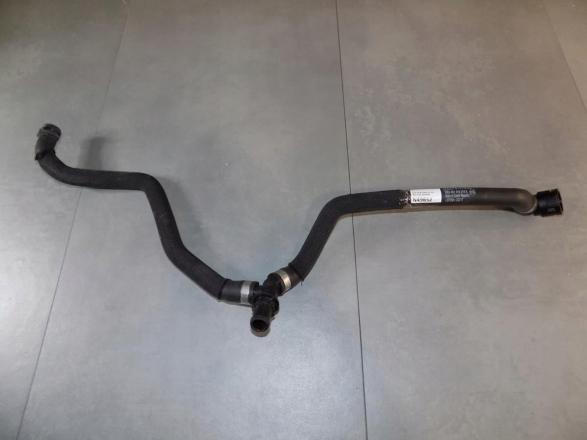 AUDI A8 4N WATER LINE 4N1819314A