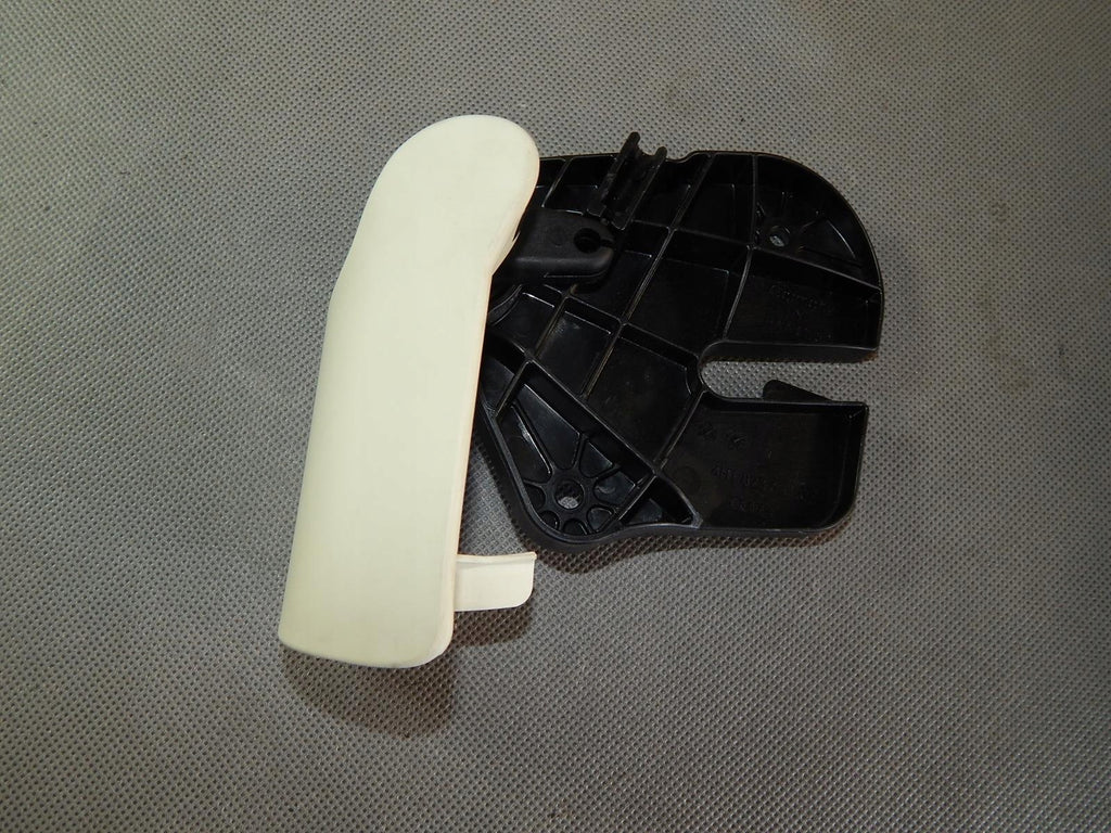 AUDI A8 L HANDLE MASK HOLDER 4H1823533