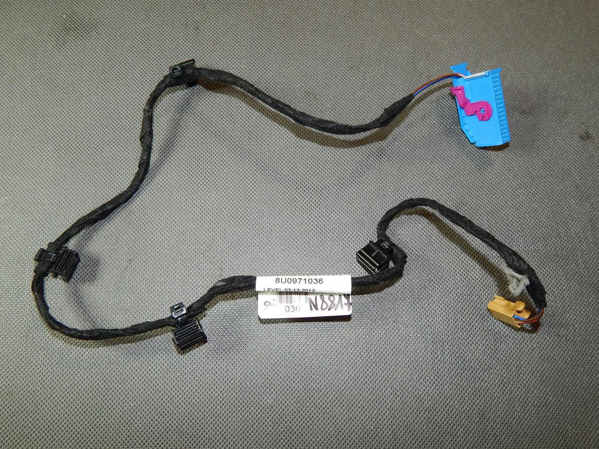 AUDI Q3 8U DOOR HARNESS RIGHT FRONT 8U0971036