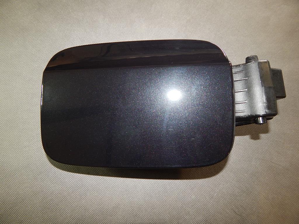 AUDI Q3 8U FUEL FLAP LZ9Y