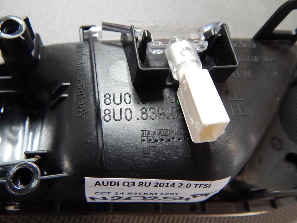 AUDI Q3 8U INTERIOR DOOR HANDLE RIGHT REAR