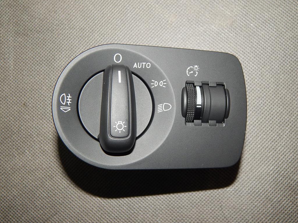 AUDI Q3 8U SWITCH LIGHT SWITCH 8X1941531AJ