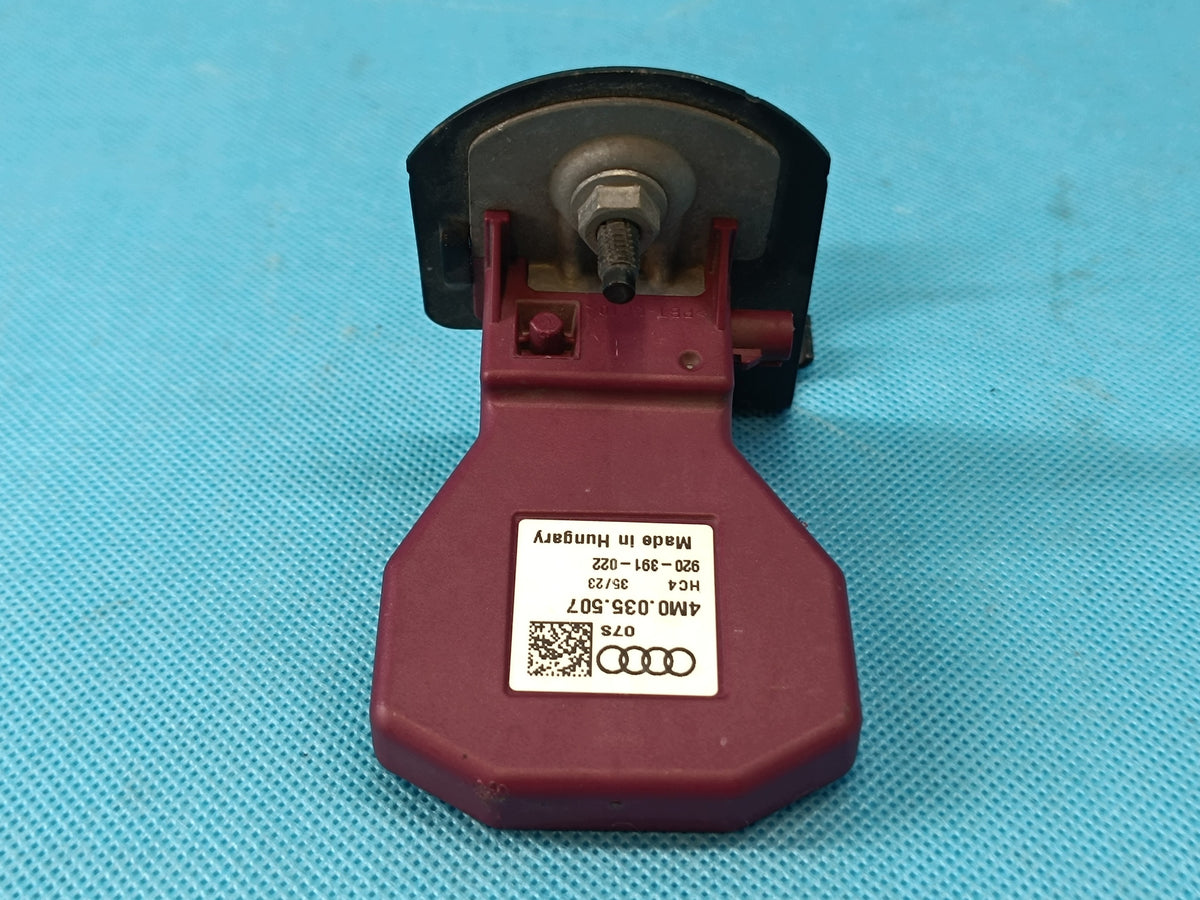 AUDI Q3 F3 SPORTBACK 2024 R ANTENNA AMPLIFIER HOLDER 83A035526A 4M0035507