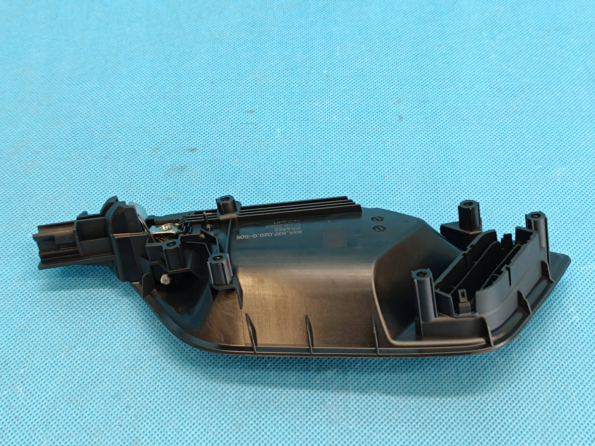 AUDI Q3 F3 SPORTBACK 2024 R INTERIOR DOOR HANDLE RIGHT FRONT 83A837020G