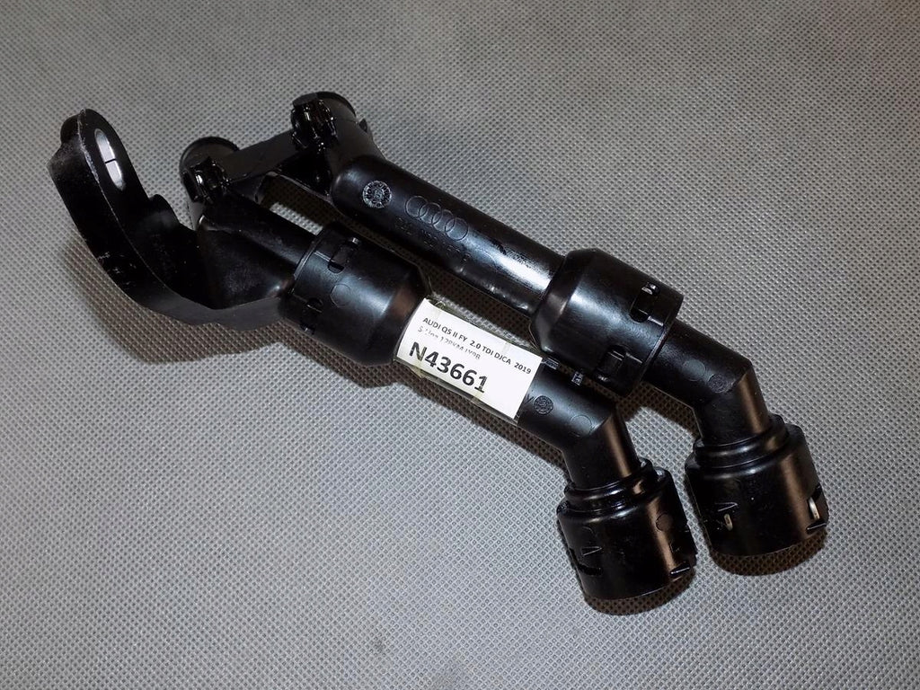 AUDI Q5 II 80A CONNECTOR WATER PIPE 04L122157P