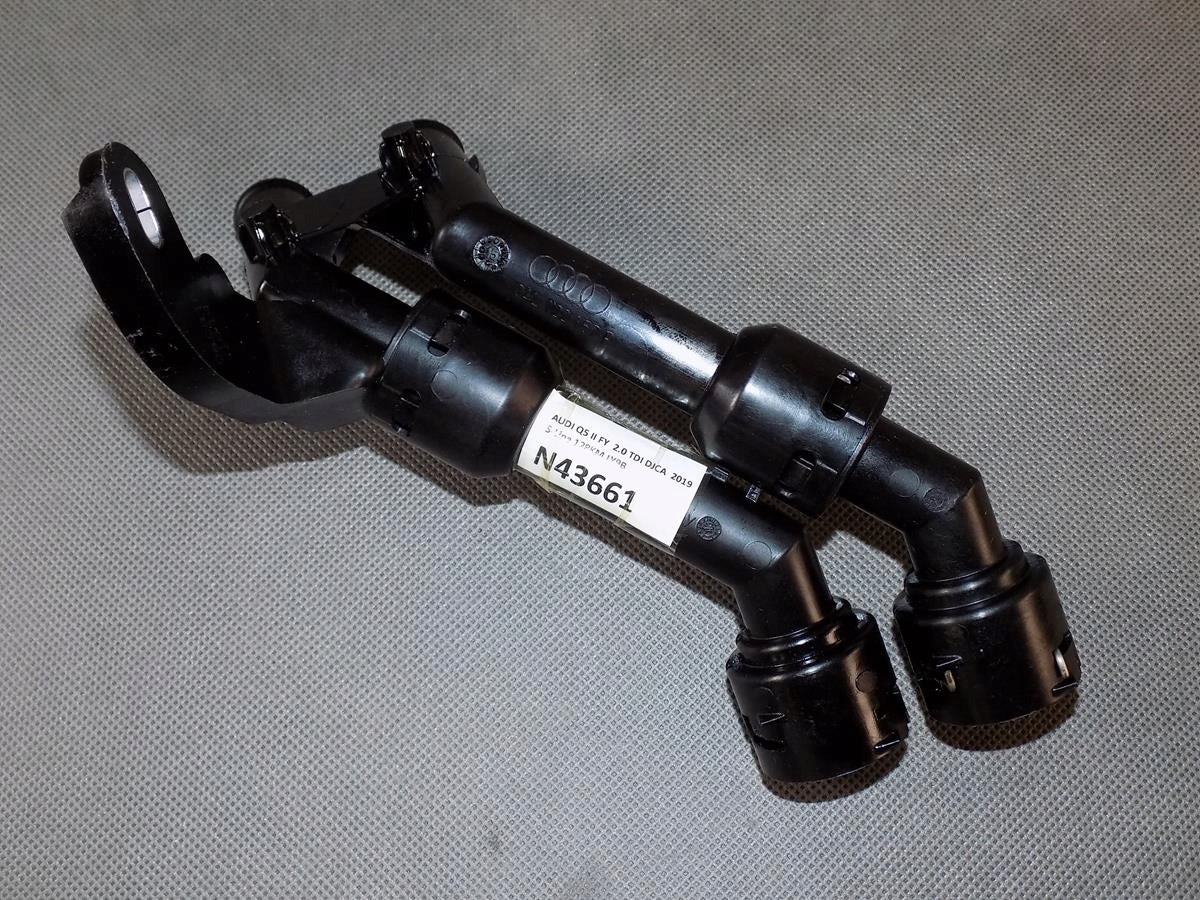 AUDI Q5 II 80A CONNECTOR WATER PIPE 04L122157P
