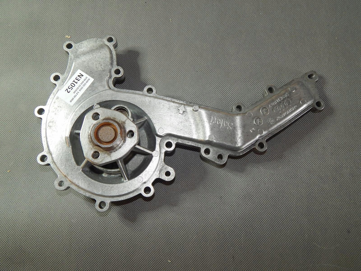 AUDI Q5 SQ5 II WATER PUMP 059121008P