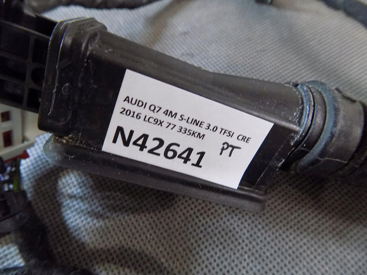 AUDI Q7 4M DOOR HARNESS RIGHT REAR 4M0971687EE