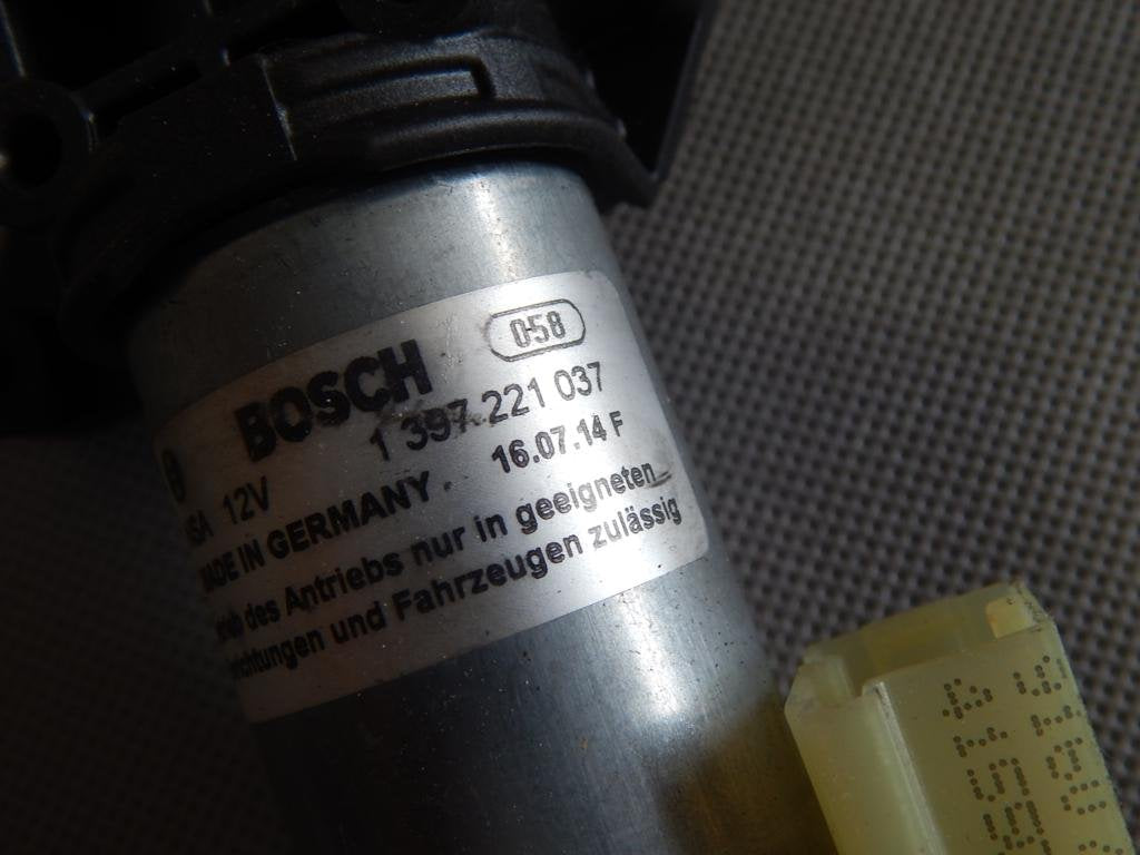 AUDI Q7 4M ELECTRIC ACTUATOR FLAP 4M0827852