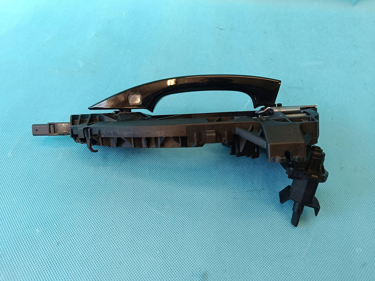 AUDI Q8 E-TRON 55 QUATTRO 2019 R DOOR HANDLE KESSY LEFT FRONT 4N0927753