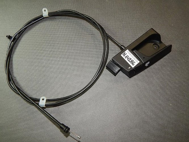 AUDI RS5 8T ARMCHAIR HANDLE RIGHT 8T0885676