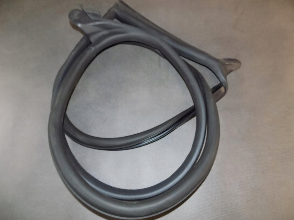 AUDI RS5 8W DOOR SEAL LEFT 3D 8W6831707D