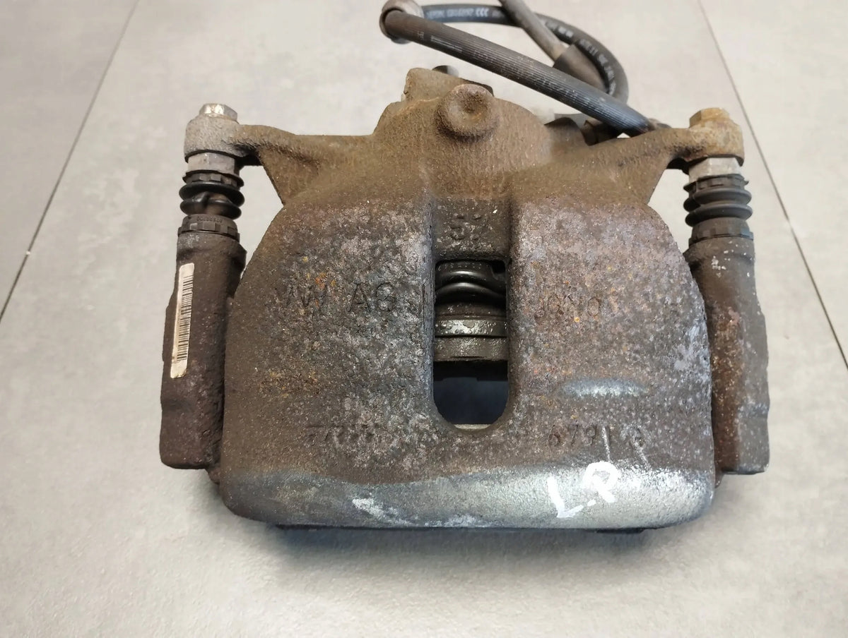 Audi A3 8V 1.6 TDI CLAMP LEFT FRONT