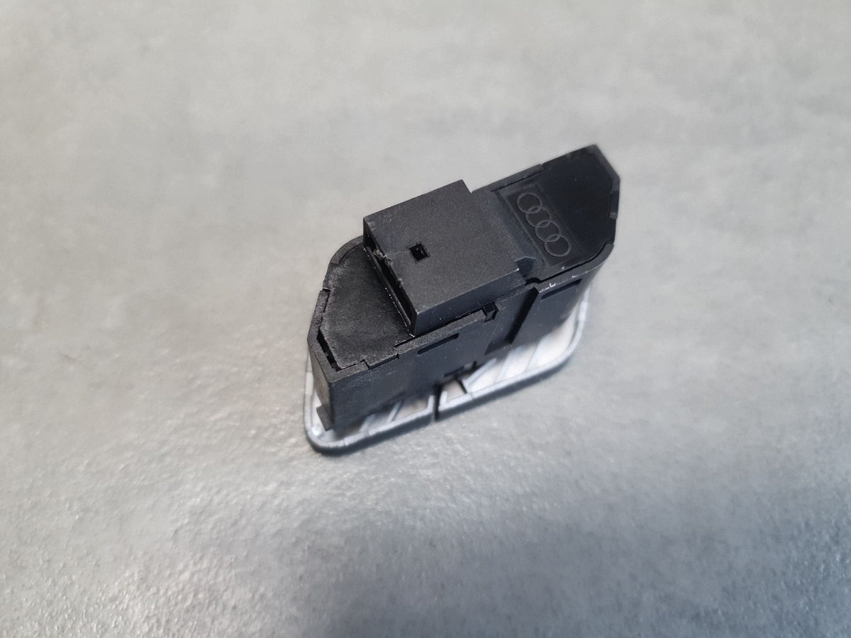 Audi A3 8Y Central lock button 8Y1962107