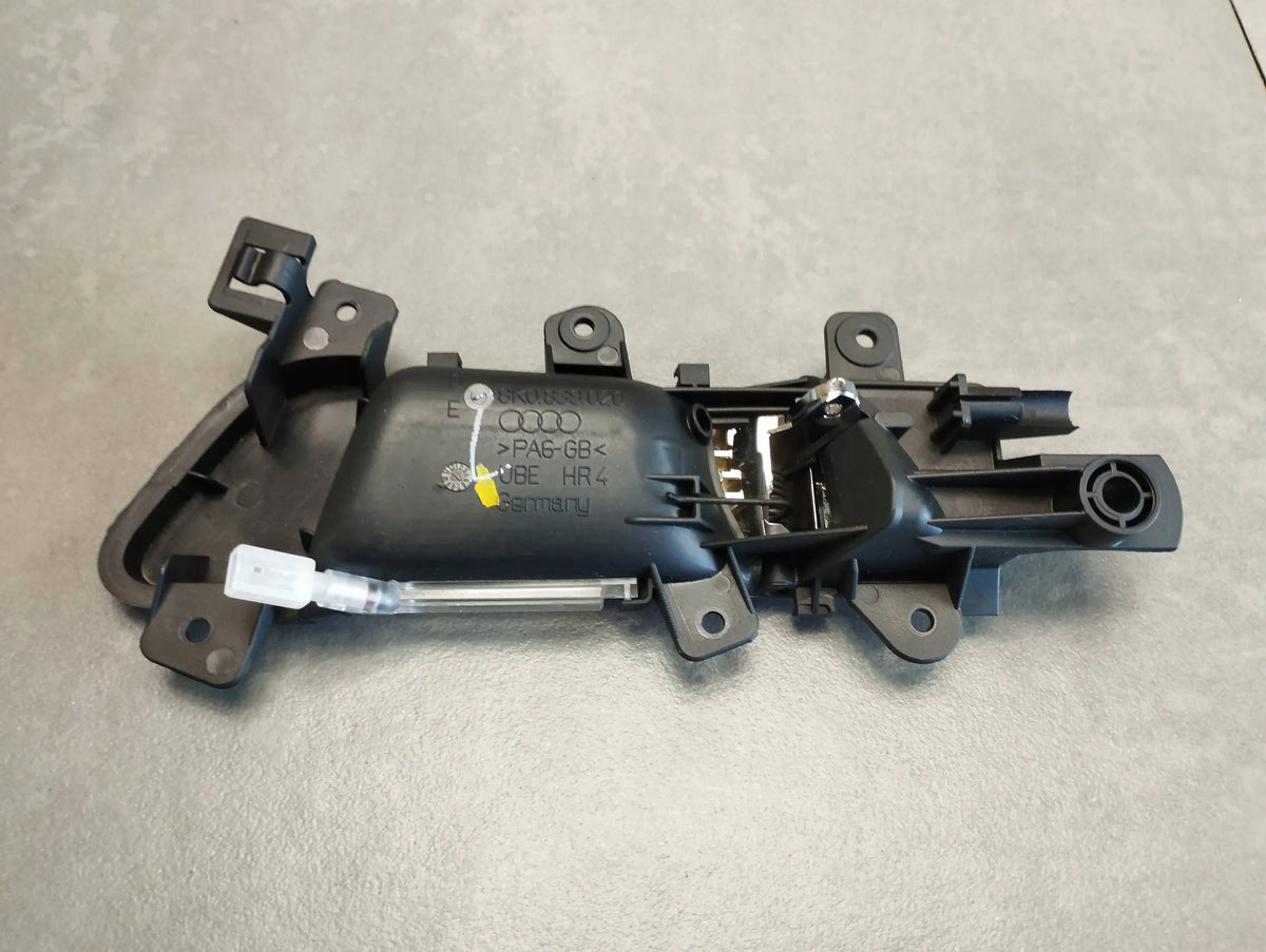 Audi A5 8T DOOR HANDLE RIGHT REAR LED 8K0839020E