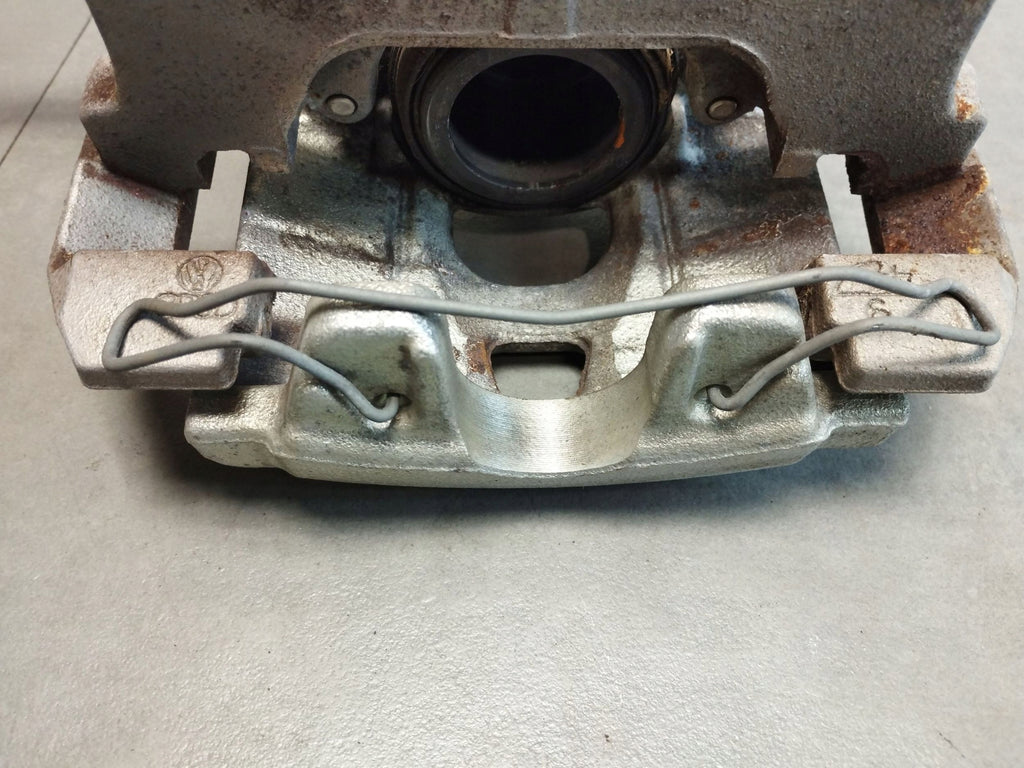 Audi A5 Sportback 8TA Brake caliper RIGHT FRONT