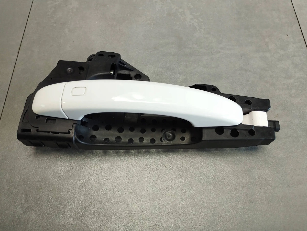 Audi A5 Sportback 8TA HANDLE LEFT REAR LY9C KESSY